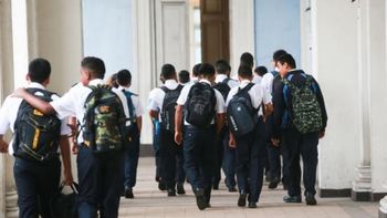 Un hombre ingresó a un colegio jujeño y amenazó con golpear a varios alumnos