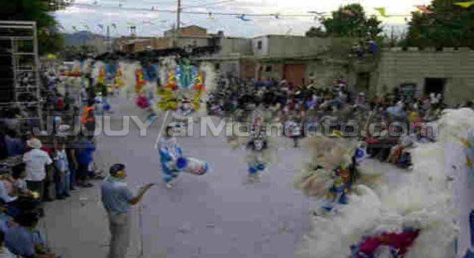 Los corsos municipales se despiden en Alto Comedero