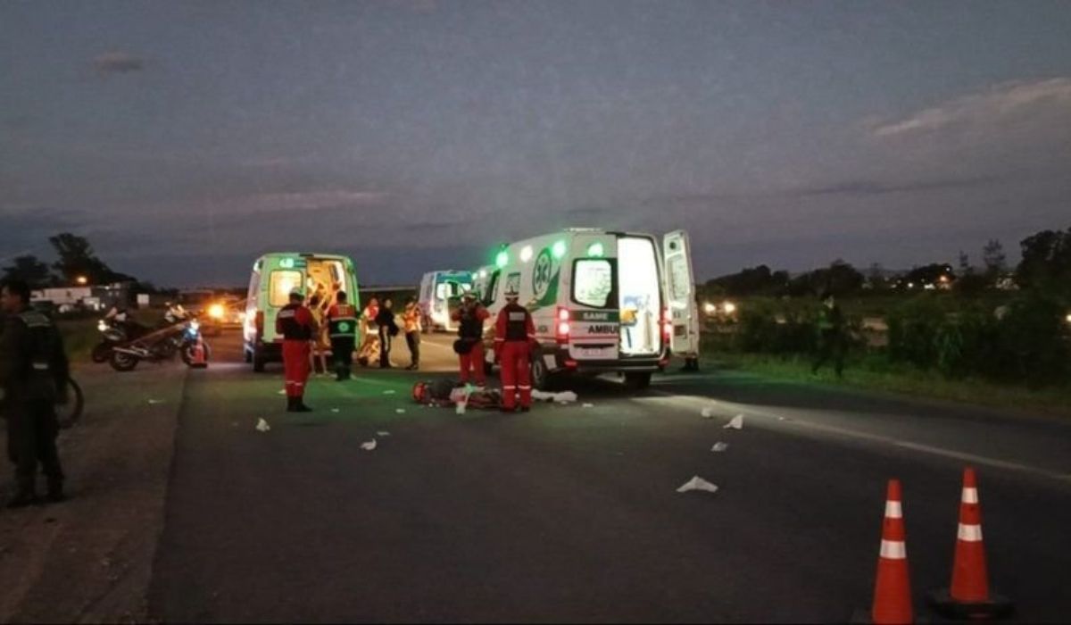 Un hombre murió tras chocar contra el acoplado de un camión en la Ruta 66  bis