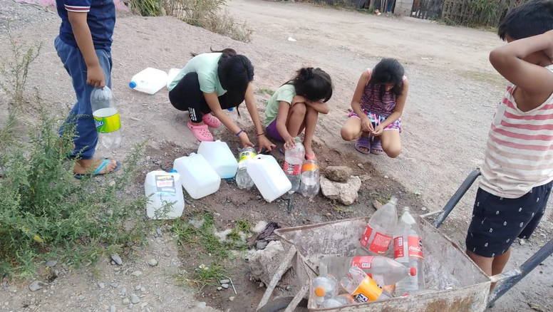 Vivir sin agua en Jujuy: Defensoría del Pueblo instó a vecinos a hacer los reclamos