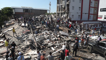 Tragedia en Colombia: hay al menos 111 muertos por un sismo de 7,4 grados