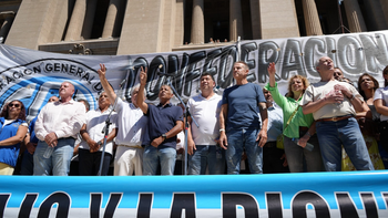 La CGT marchó a Tribunales y pidió que la reforma laboral sea declarada inconstitucional