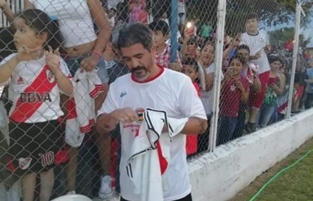 Fútbol solidario de la mano del Burrito Ortega en Libertador