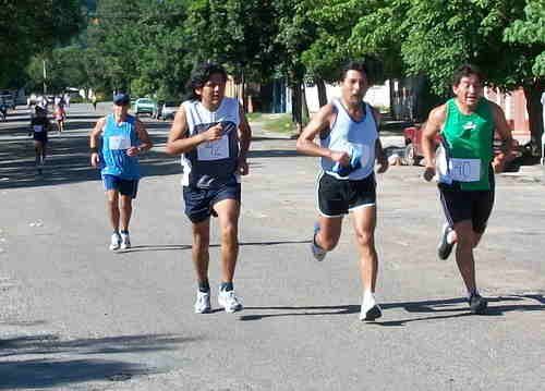 Destacada actuación de atletas jujeños en Salta