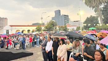 Increparon a un funcionario durante la misa de la Virgen de Río Blanco