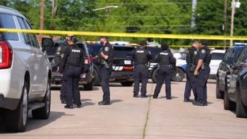 Horror en Estados Unidos: ocho menores fueron asesinados en un tiroteo en Luisana