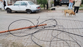 Palpalá: camión recolector derribó un poste y dejó a los vecinos sin servicios
