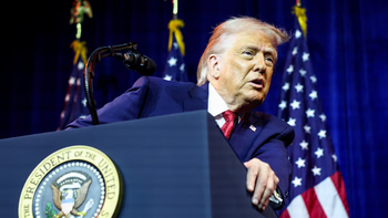 Donald Trump aseguró que Delcy Rodríguez está cerrando el centro de torturas