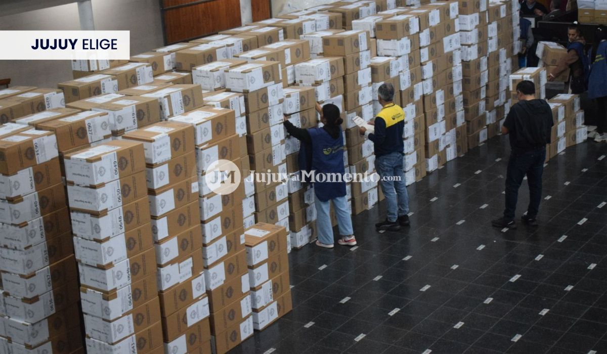 Foto: urnas llegadas desde el interior de la provincia.
