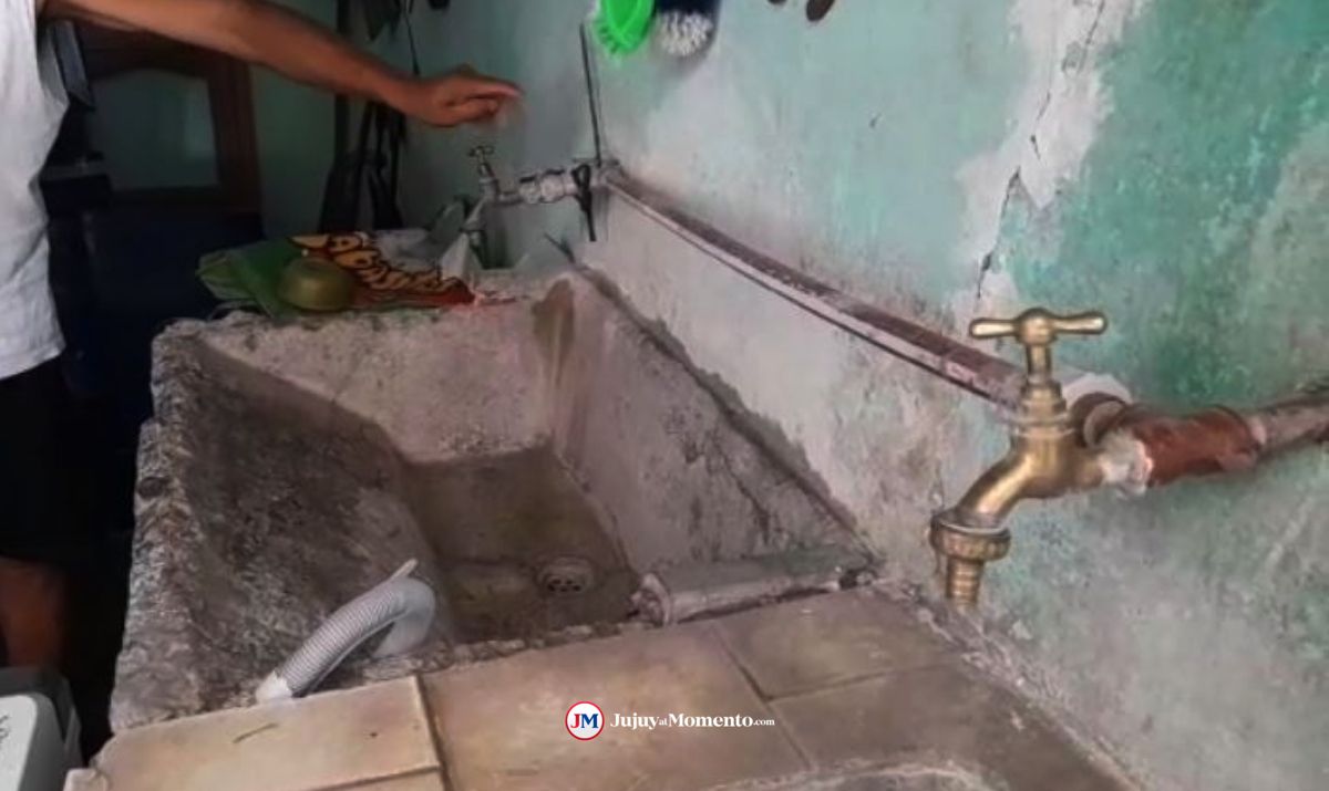 Cada vez más barrios de Palpalá están afectados por la falta de agua