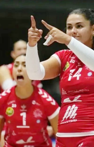 Camila Hiruela fue la gran figura en la caída del Avarca