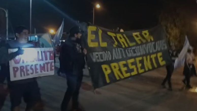 Vecinos de El Talar y Vinalito marcharon contra el tarifazo de luz