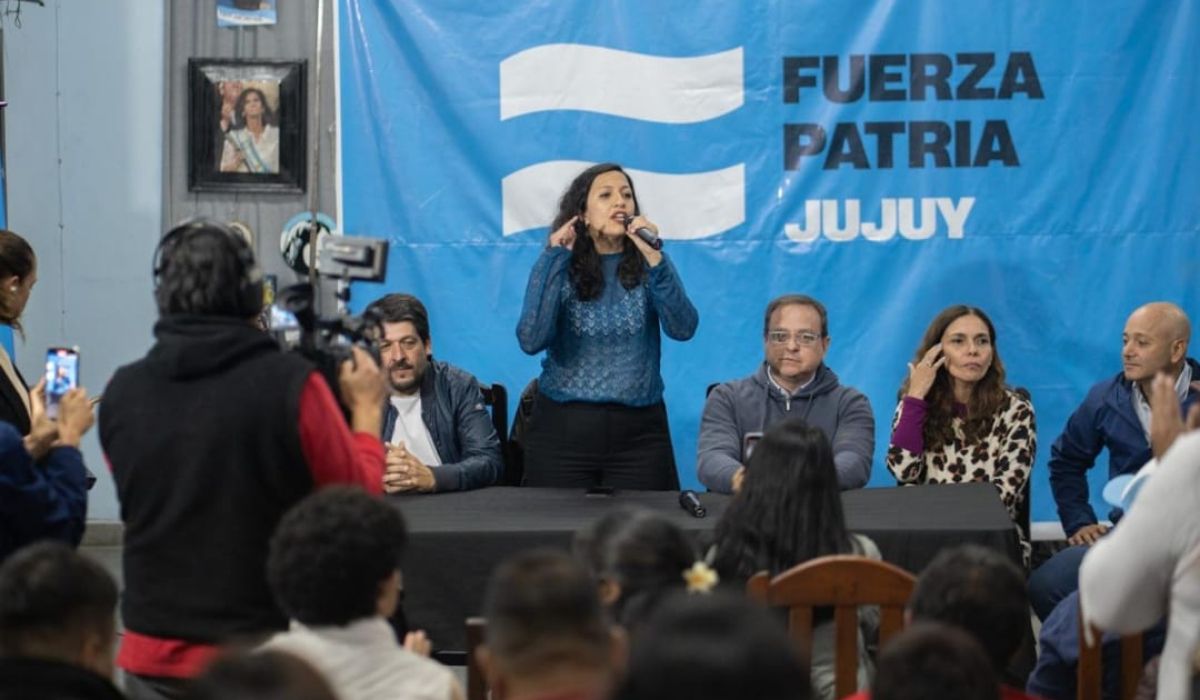 Leila Chaher: agradeció a la militancia peronista, que no traicionó y que milito a fuerza patria Leila Chaher: agradeció a la militancia peronista, que no traicionó y que milito a fuerza patria