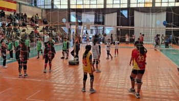 El Mini Vóley vivió una gran fiesta en Sociedad Española