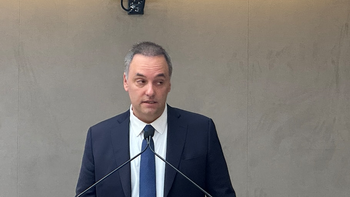 Manuel Adorni sobre el viaje de su esposa a Nueva York: 