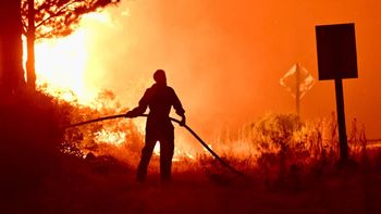 Chubut: se redujo el peligro de incendios, mientras continúan extinguiendo el fuego