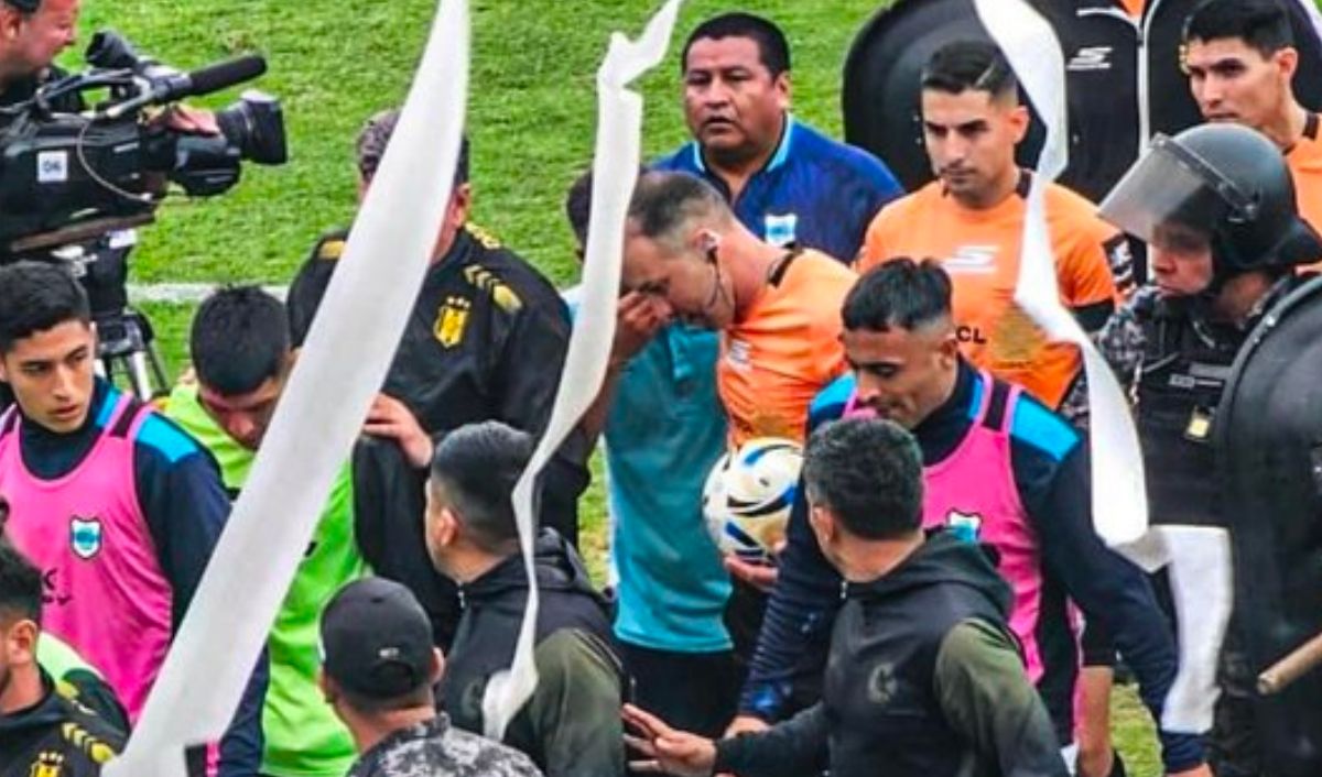 La AFA sancionó a Gimnasia con multa y derrota 3-0 frente a Madryn La AFA sancionó a Gimnasia con multa y derrota 3-0 frente a Madryn