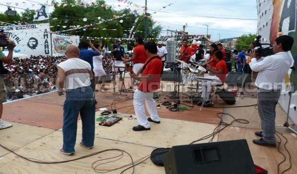 Gran convocatoria en el Festival de los Reyes Magos de la Tupac Amaru