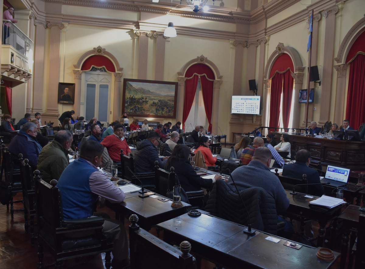 Diputado salteño señaló que desdoblar las elecciones es decisión de cada gobernador