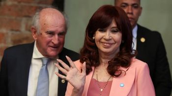 Cristina Kirchner fue a la Justicia para impedir que el Gobierno le quite su jubilación de privilegio