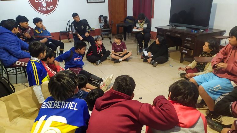 El Departamento Psicosocial de Luján trabajó sobre prevención de violencia con la Sub 13