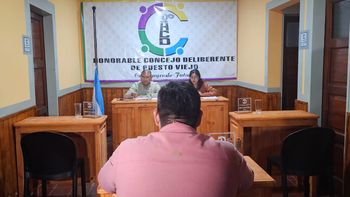 Instan a concejales de Puesto Viejo para que se presenten a sesionar