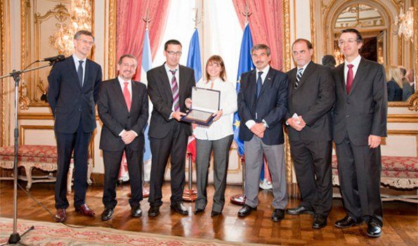 Premian a investigadores argentinos para desarrollar una vacuna oral contra el Chagas