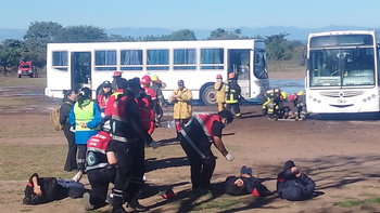 Bomberos Voluntarios de Palpalá destacaron el simulacro en el Aeropuerto