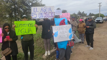 En el límite de Perico y Monterrico, vecinos dicen que hace tres años viven sin agua