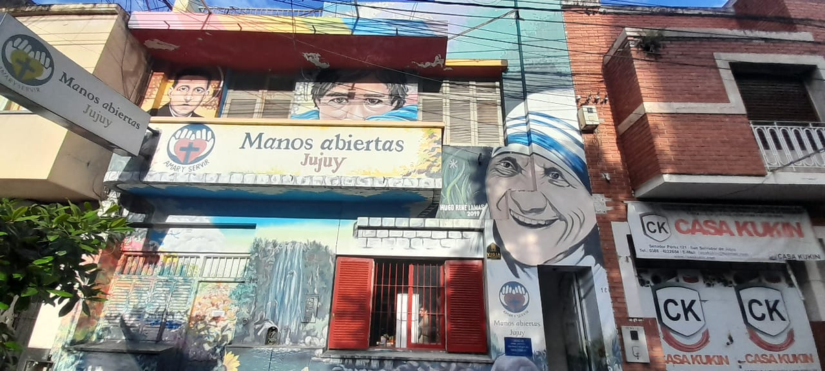 Inauguraron un bañador para mujeres en la Fundación Manos Abiertas