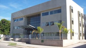 Muerte de un niño electrocutado: acuerdo millonario y tareas comunitarias para evitar la prisión