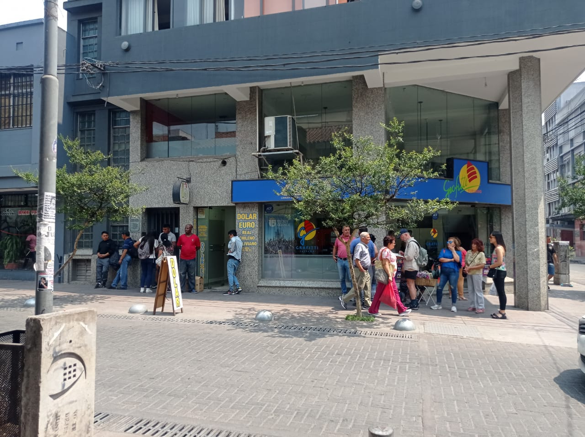 Dólar blue en Jujuy: hay más interesados en vender que en comprar