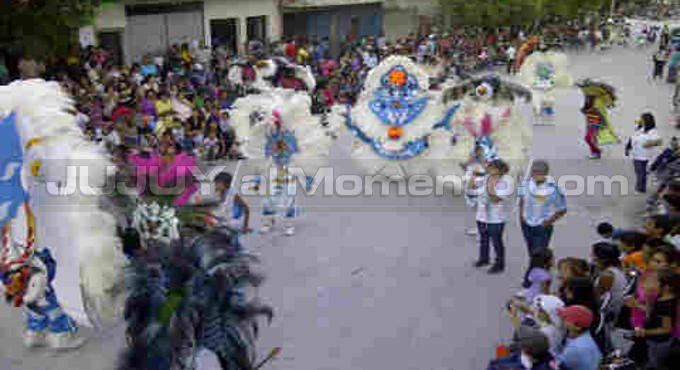 Los corsos municipales se despiden en Alto Comedero