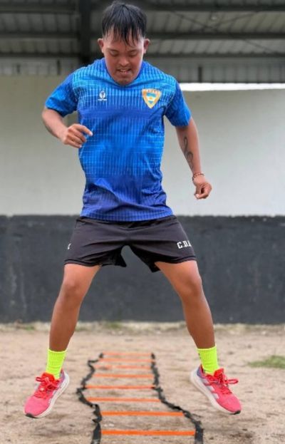 Carlos Isasmendi avanza en su preparación internacional