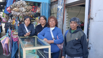 Vende hace más de 50 años y denuncia que la Municipalidad la quiere desalojar