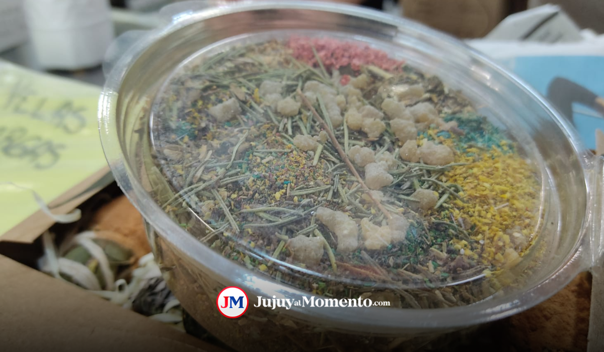 Martes de Chaya: El significado de cada hierba al momento de sahumar