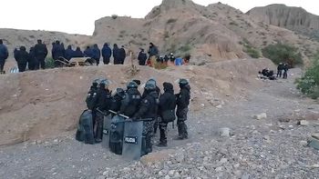 Violento desalojo a la comunidad Cueva del Inca de Tilcara: 