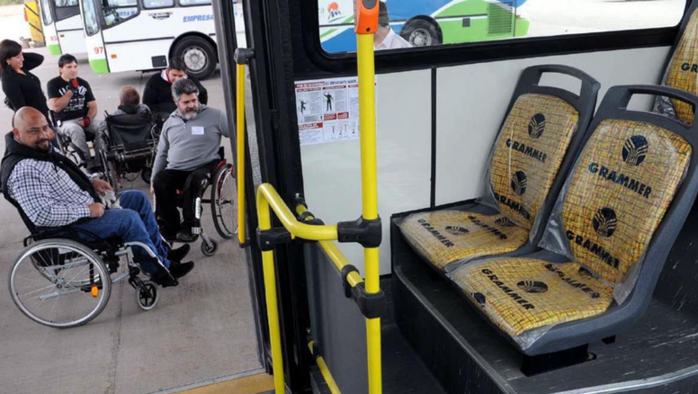 Licitación del Transporte en la mira: personas con discapacidad, excluidas del sistema