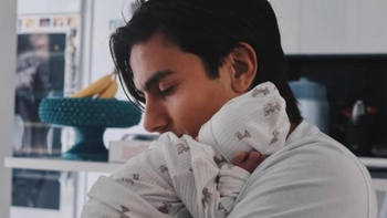 Paulo Dybala emocionó a todos al mostrar su primera foto con su beba Gia