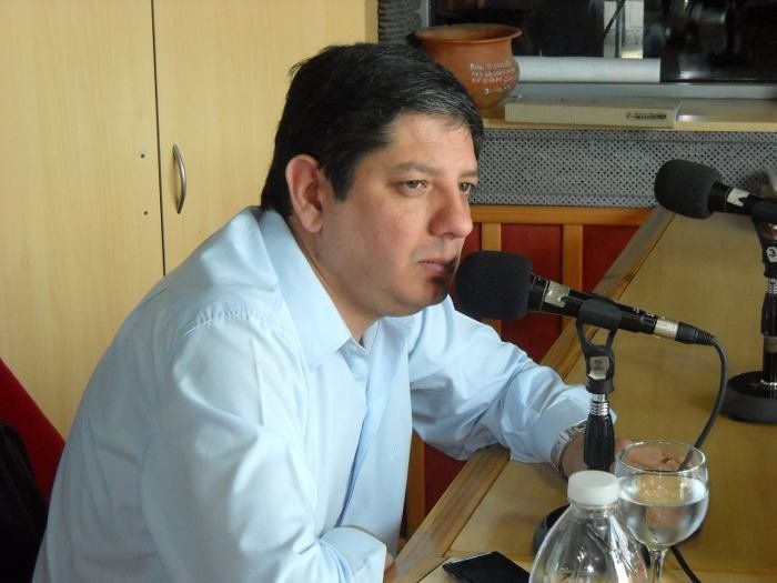 El diputado Llanos habló de la Ley de Tierras y del panorama político