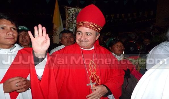 Miles de fieles acompañaron el descenso de la Virgen de Punta Corral