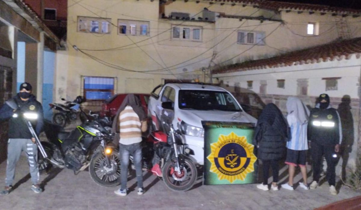 Detenidos en La Quiaca por el robo de una camioneta en la capital.