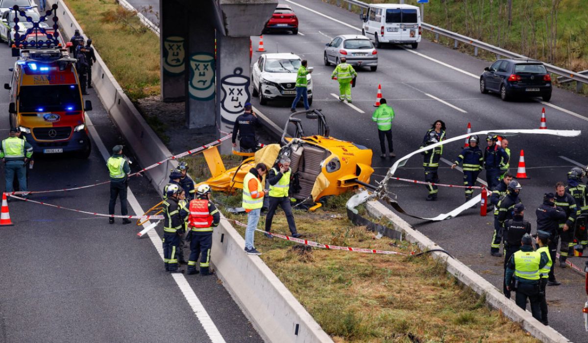 Un helicóptero se estrelló en una autopista madrileña