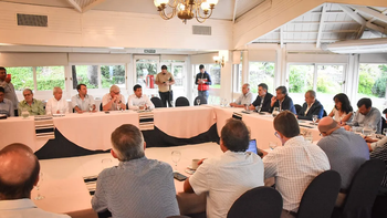 Reunión clave para definir el precio del tabaco