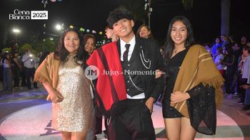 Brillos y colores: los diseños más llamativos de los egresados palpaleños