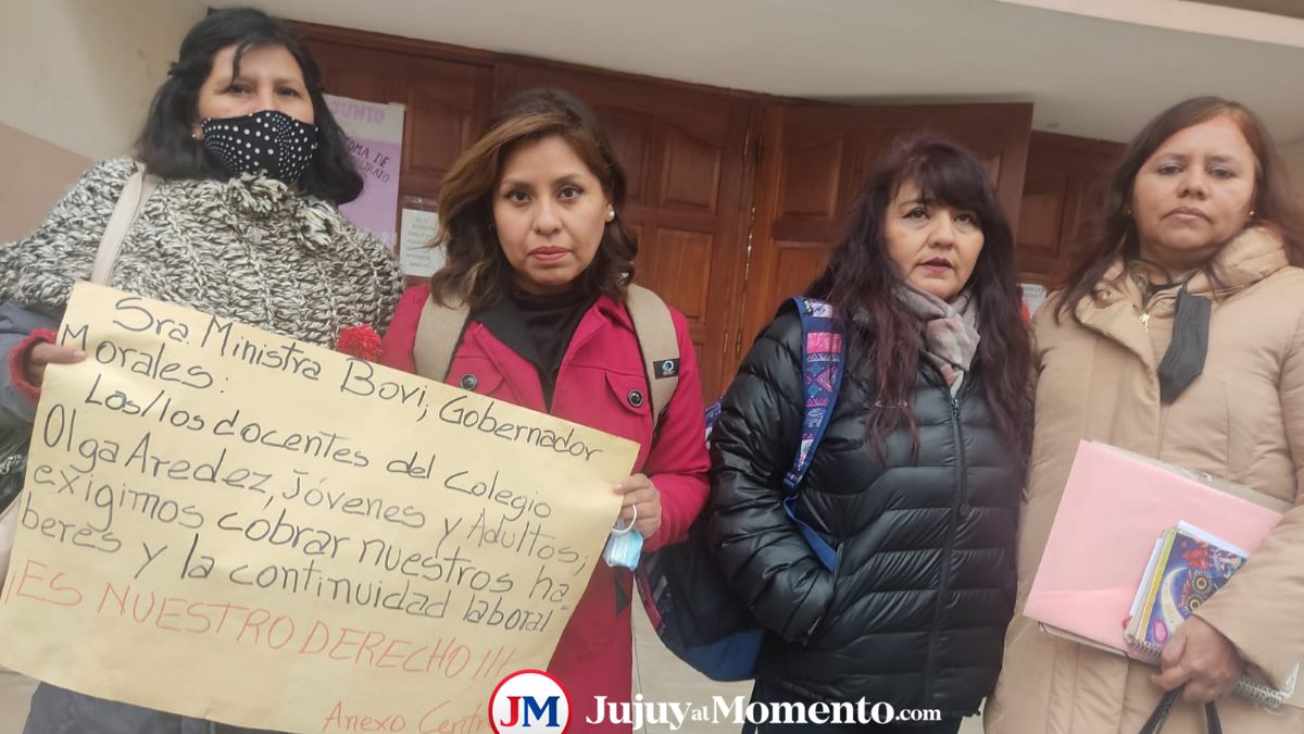Sigue el reclamo de docentes en el Olga Aredez: denuncian que el gobierno "se ensaña" con ellos