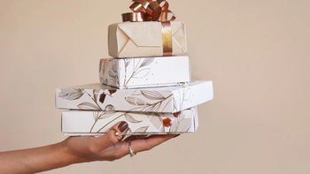 8 de Marzo: la guía definitiva para regalar lo que ellas realmente necesitan