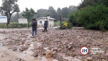 Vecinos de Los Blancos insisten en el pedido de obras: 