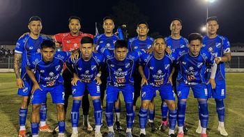 Triunfo del Expreso en el debut