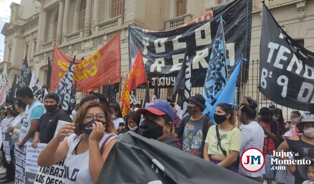 Hambre y desempleo: volvieron las marchas a Casa de Gobierno